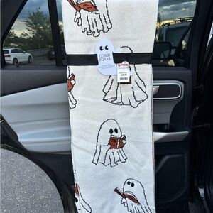 GOBLIN & GHOUL HALLOWEEN GHOST READING BOOK BLANKET NWT